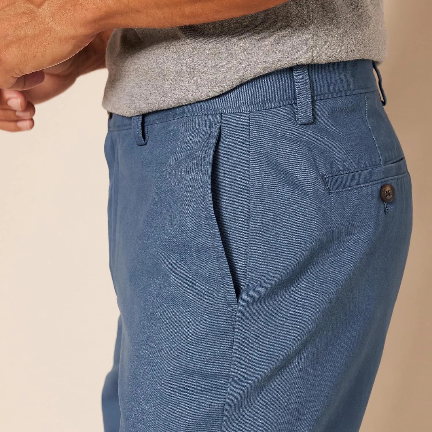 Amazon Essentials Men's Slim-Fit 9" Chino Short