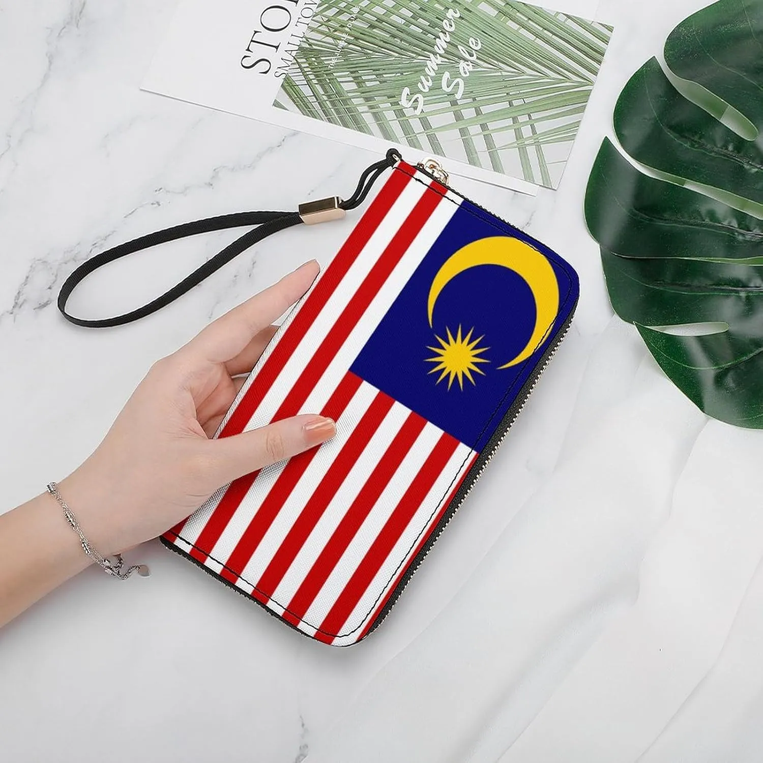 Malaysia Flag Long Purse with Removable Wristlet Stylish PU Leather Zipper Wallet for Women Men