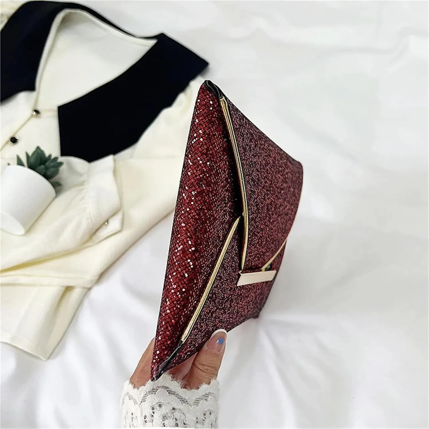 Sequin Evening Clutch Bag Women Glitter Party Bag Solid Color Sequins Evening Purse Elegant Bling Clutch Envelope Wristlet Bag Female Outdoor Wallet for PartyCocktail(Red)