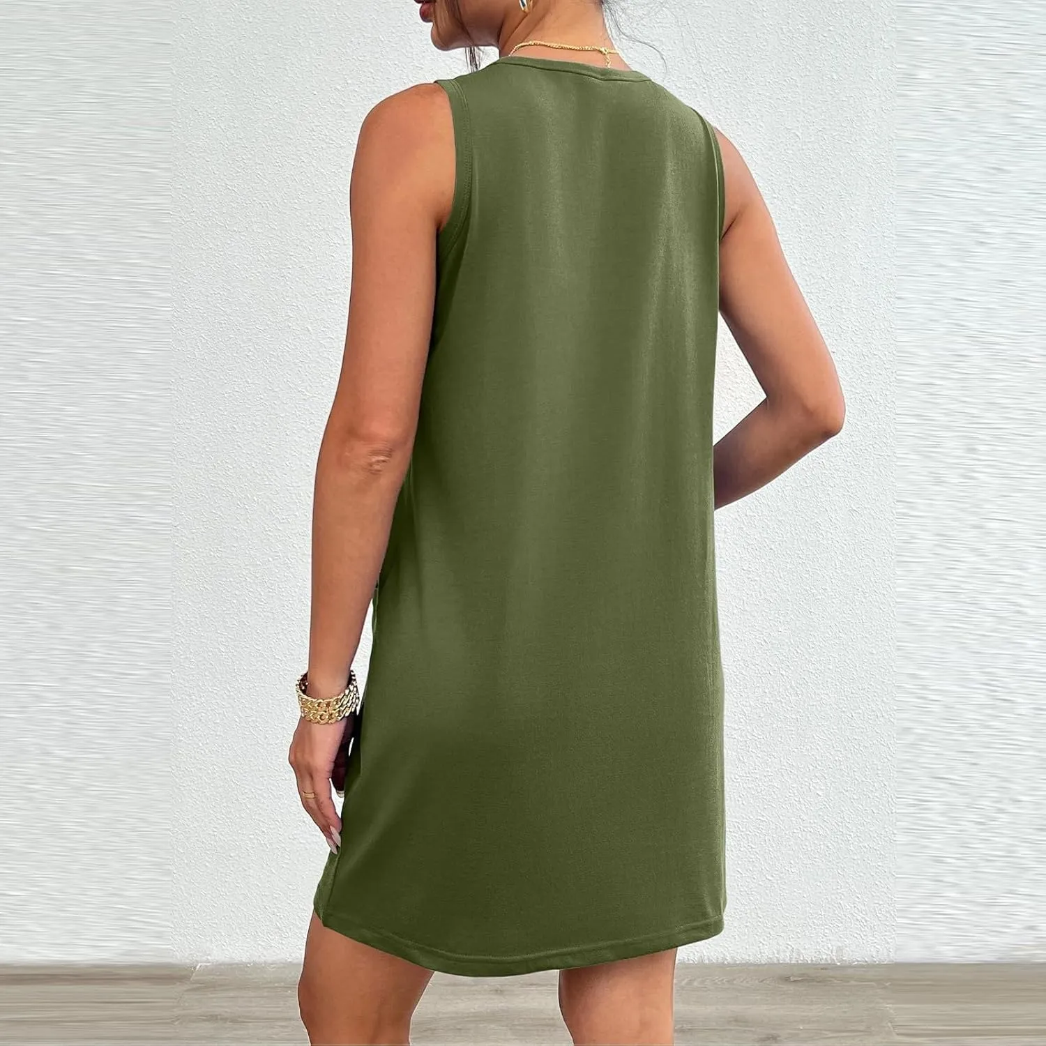 Sundresses for Women 2024 Casual Sleeveless Summer Tank Dress with Pockets Boho Beach Dress Vacation Swing Mini Dress