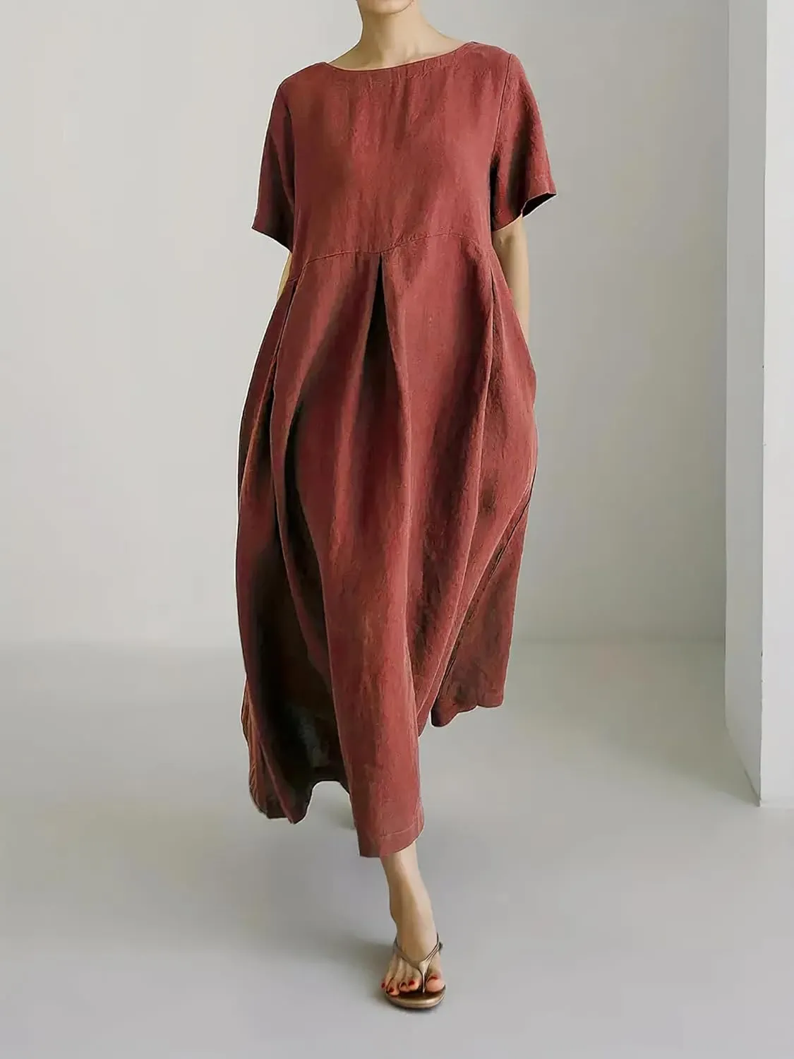 Women's Casual Plus Size Short Sleeve Long Dress Summer Crew Neck Flowy Pleated Midi Dressed with Pockets