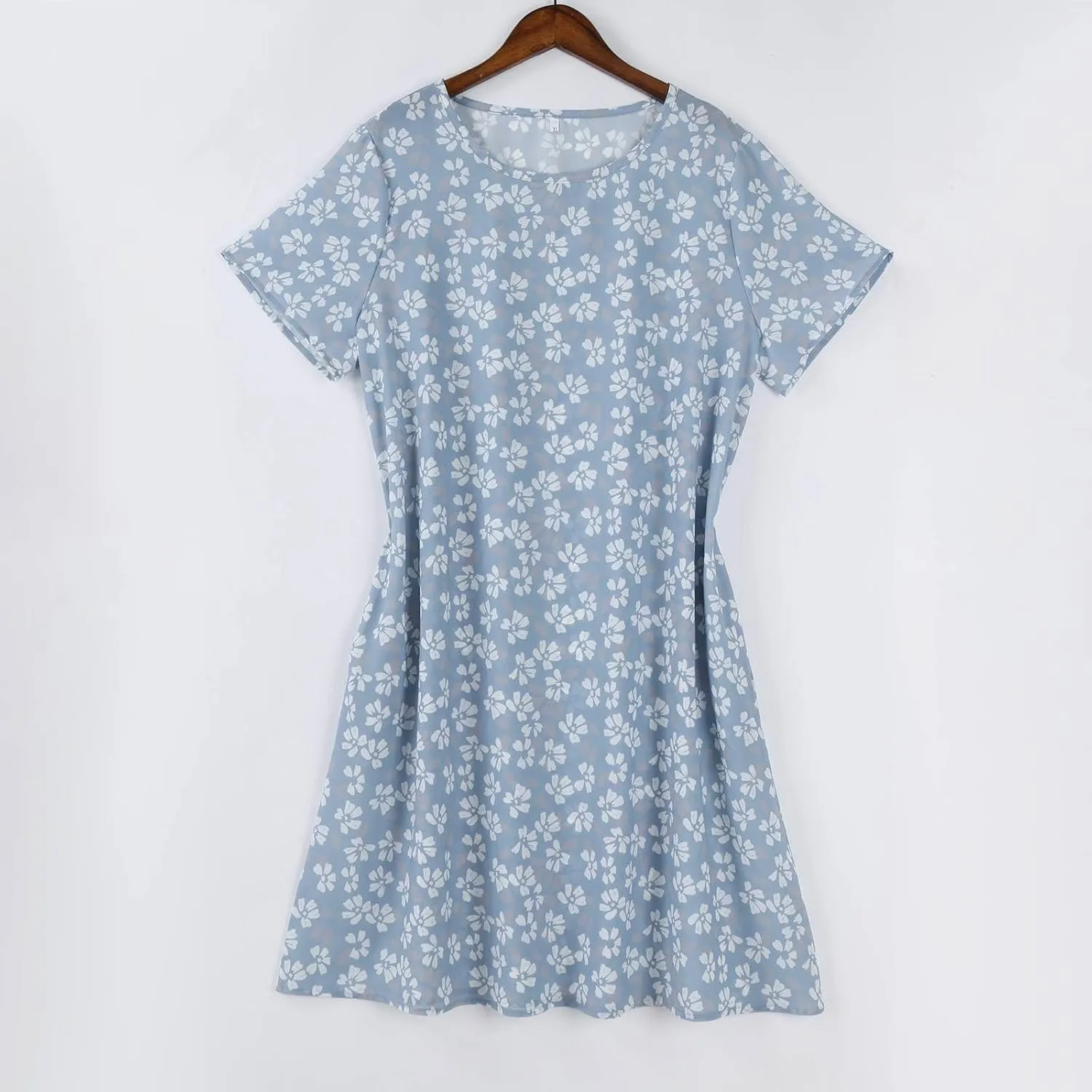 Women's Short Sleeve Summer Sundress with Pockets, Casual Loose Fit Floral Round Neck Knee Length Beach Dress